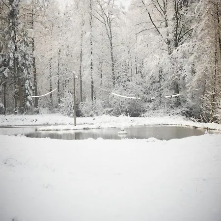 Attractive Holiday In With Jacuzzi Near Lake Дом отдыха *